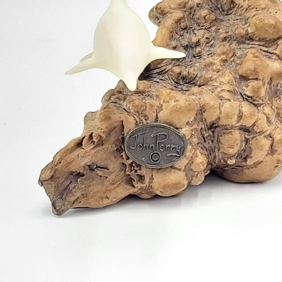 John Perry Dolphins Sculpture-Drift Wood and Pellucida-Approximately 9" -Signed - Picture 2 of 7